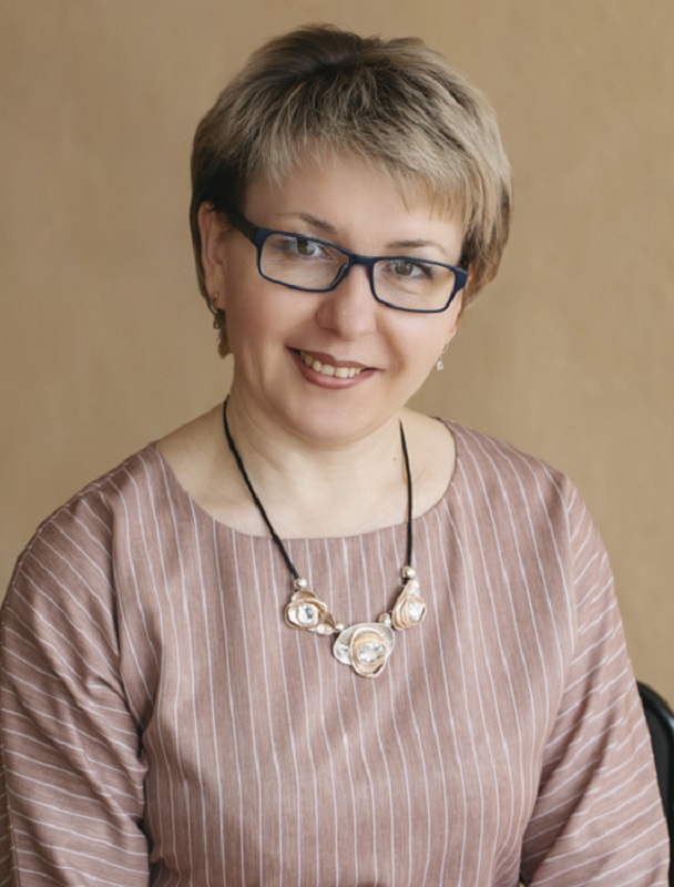 Демина Оксана Николаевна.