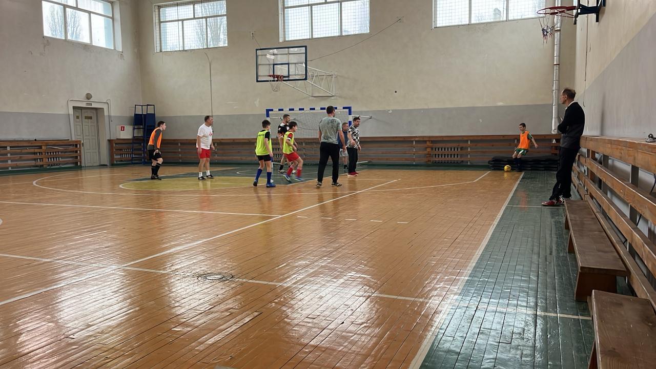 Футбол в школе.