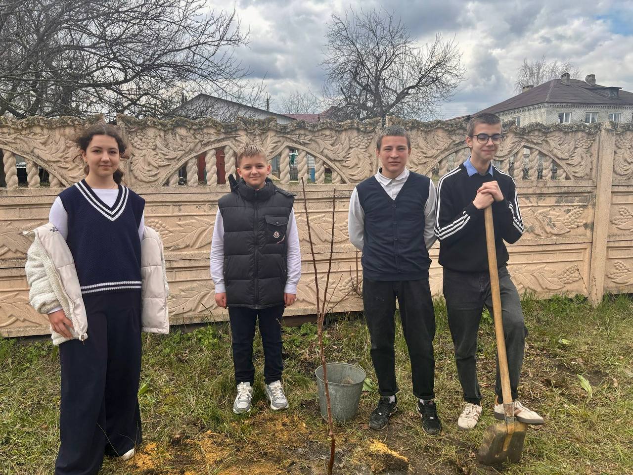 Посадили дерево — сделали мир лучше!.